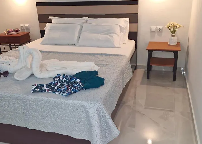 La Maison De Christine -adults Only