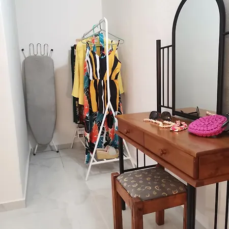 La Maison De Christine -adults Only Bed and Breakfast *